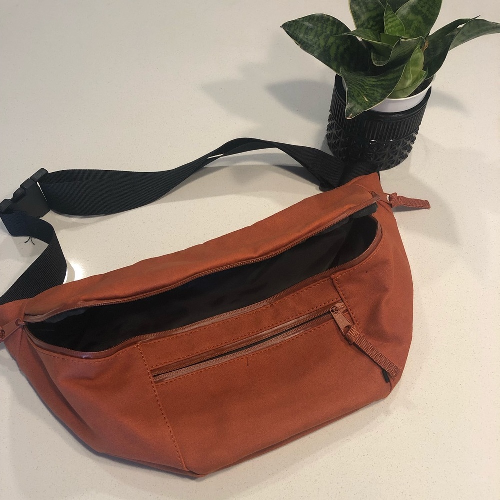 Large Unisex orange fanny pack (crossbody, waist)
